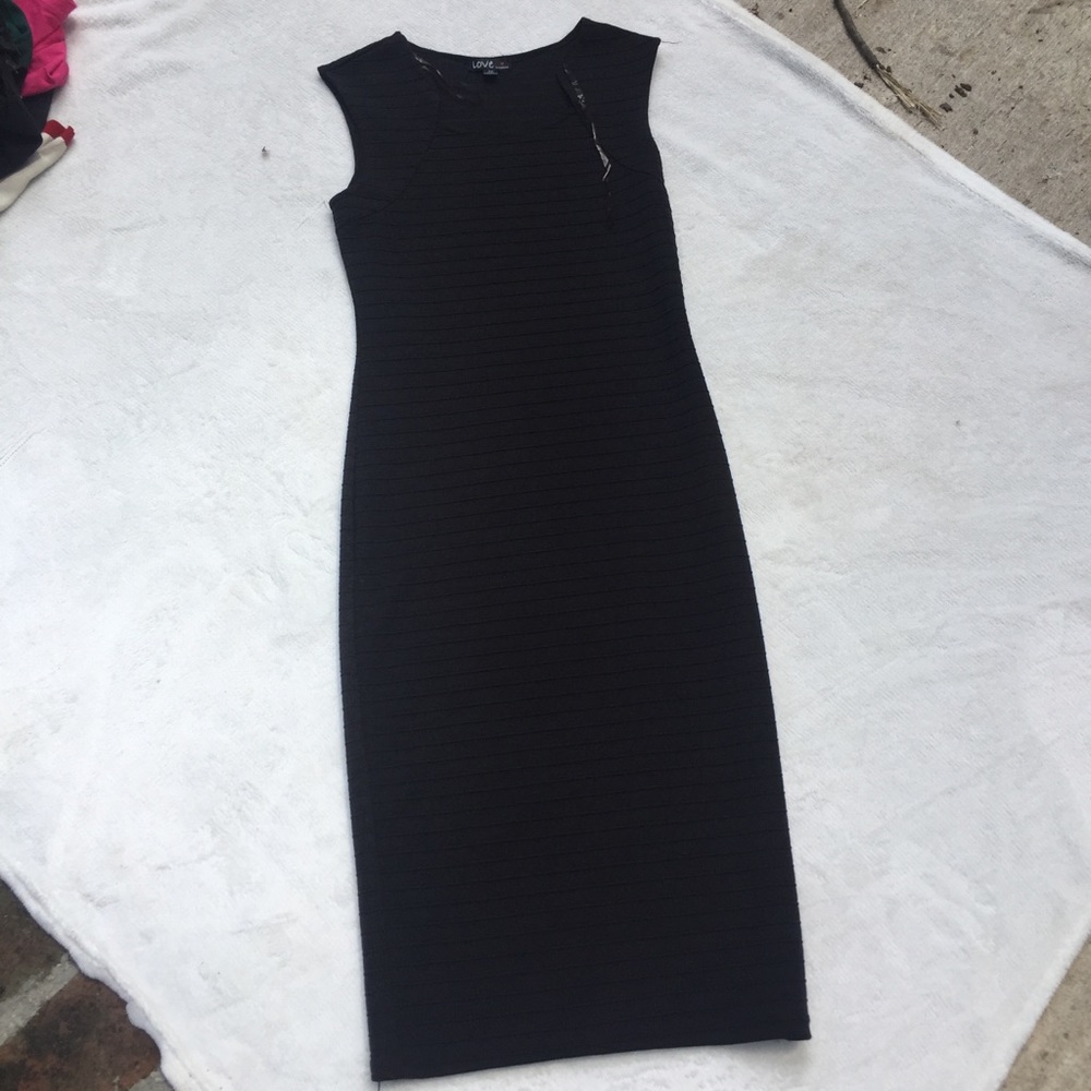 Love Black Midi Dress
